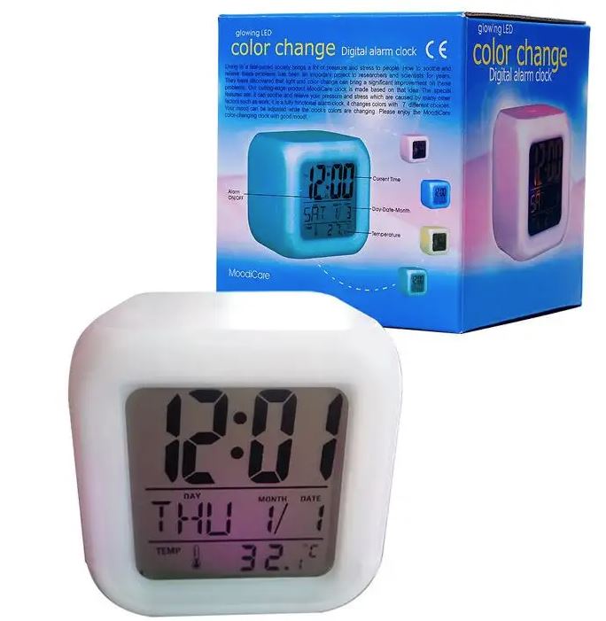 Reloj despertador digital con luces
